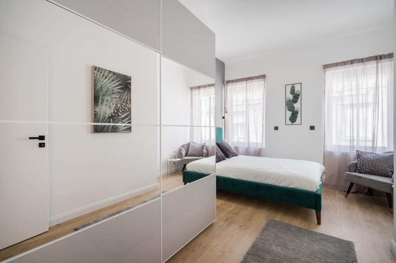 Tilia Luxury - 3 Bedrooms With Ac Apartamento Budapest